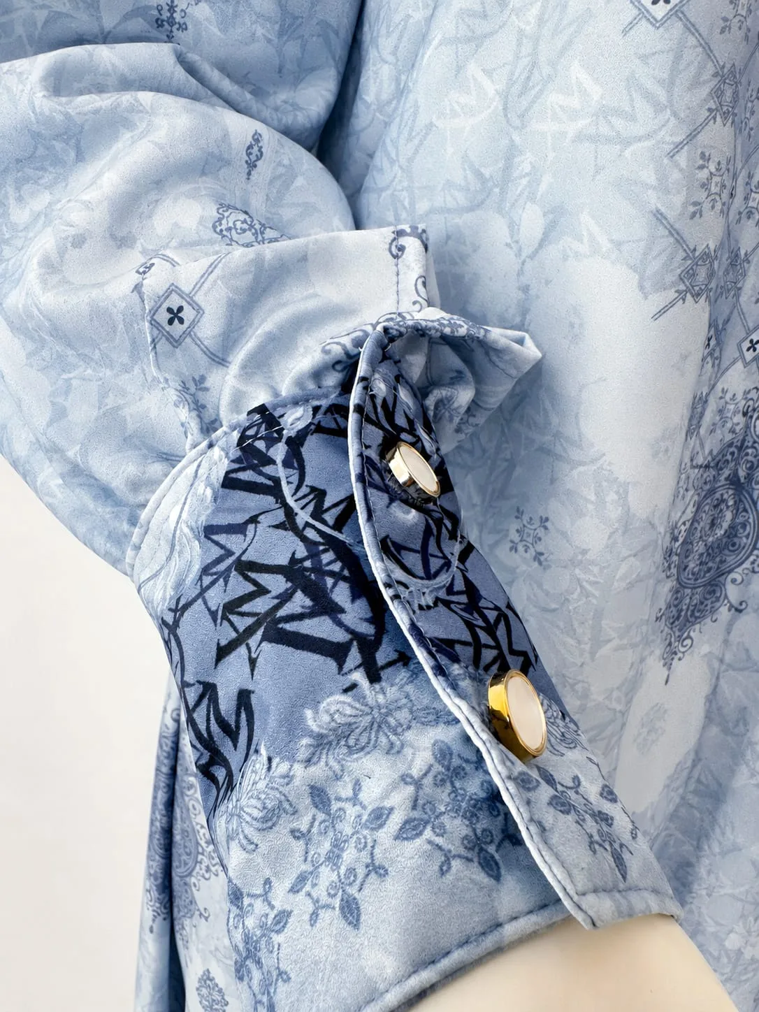 Sasmaya Signature Dress - Image 4
